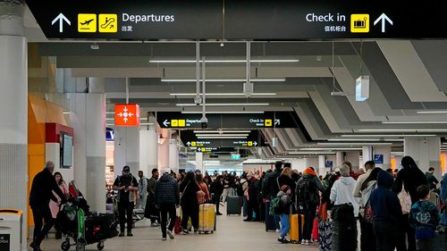 Australian travellers to miss out on compensation for delays, cancellations under new rights charter