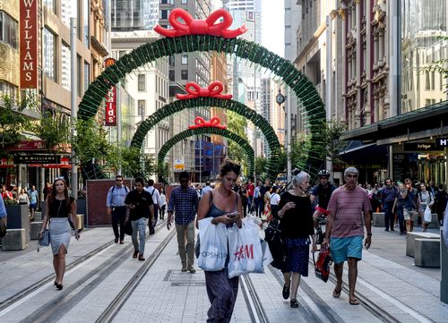 Australians to spend $1.6 billion less this holiday season, shows new data