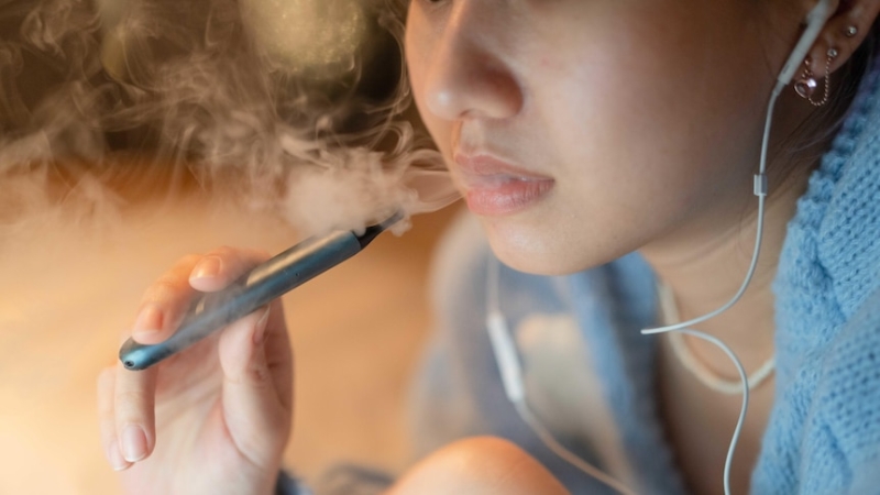 Big Tobacco and Chemist Warehouse battle for share of Australia's pharmacy e-cigarette market