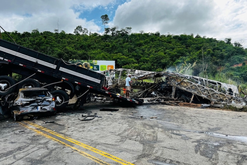 Brazil bus and truck collision kills 38 people