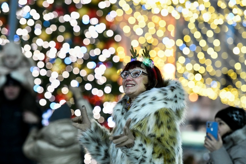 New Year's celebrations: How the world is ringing in 2025