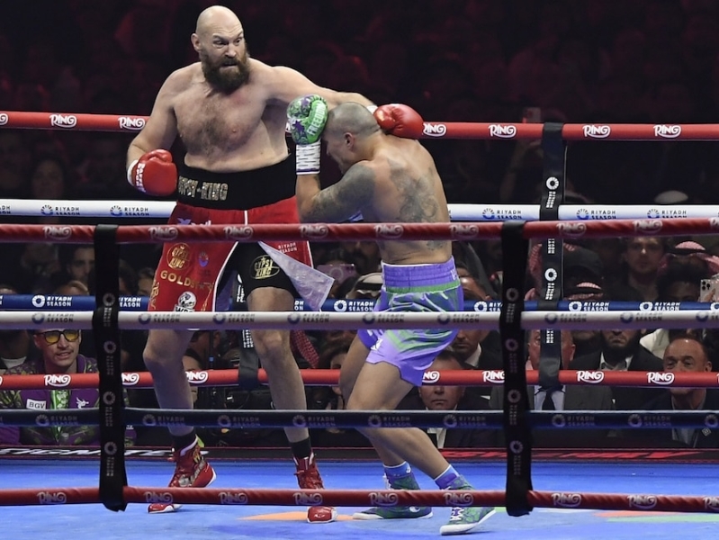 Tyson Fury fumes over Oleksandr Usyk's victory, but was the scoring so bad?