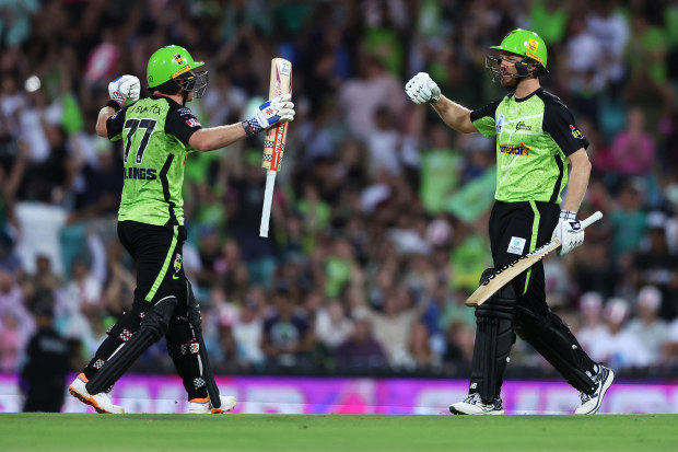 'The Sydney Thunder way': Thunder lock in first BBL final berth in nine years with win over crosstown rivals