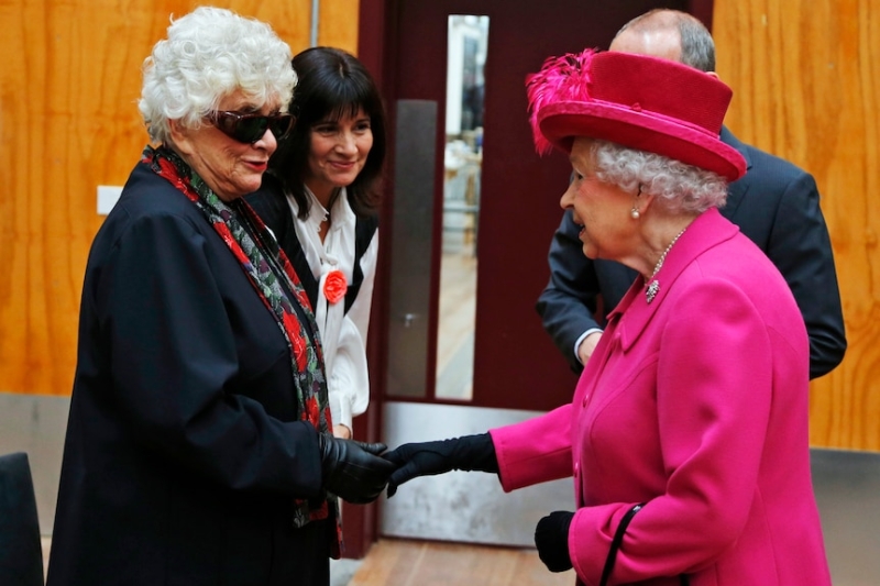 British award-winning actor Dame Joan Plowright dies aged 95