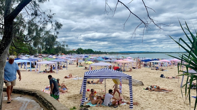 Calls for beach cabana regulations in popular tourist hotspots