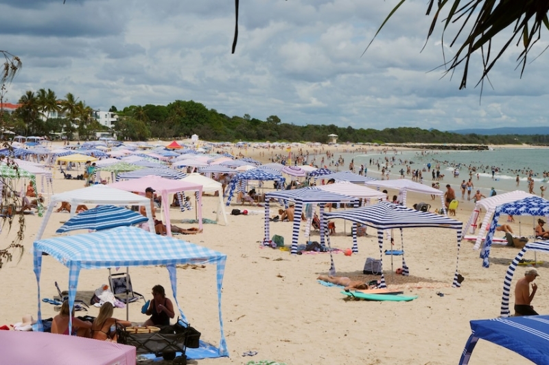 Calls for beach cabana regulations in popular tourist hotspots