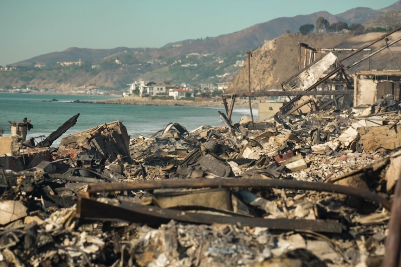 LA fires inch towards Olympic venues but 2028 Games 'not impossible'