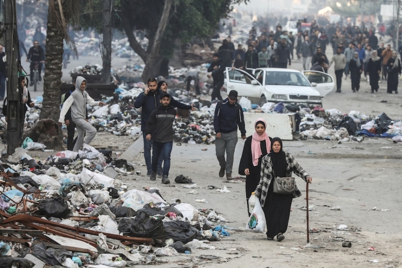 Palestinians return to their homes in Gaza after ceasefire to find rubble