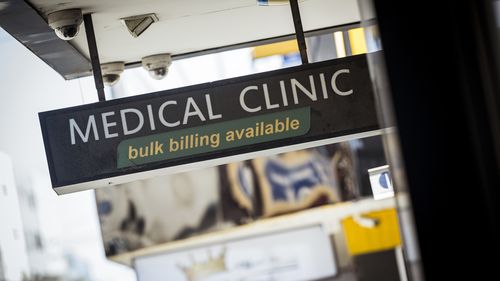 'Should not be happening': Aussies paying more and more for GP visits as bulk billing plummets