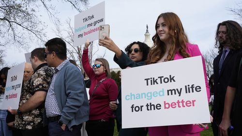 TikTok creators left in limbo awaiting decision on potential platform ban