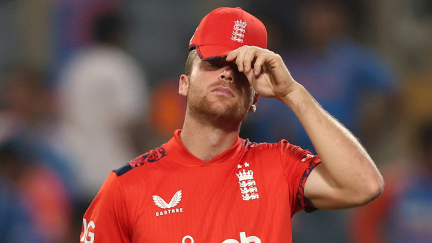 'Not like-for-like': England left fuming by India's controversial concussion substitution