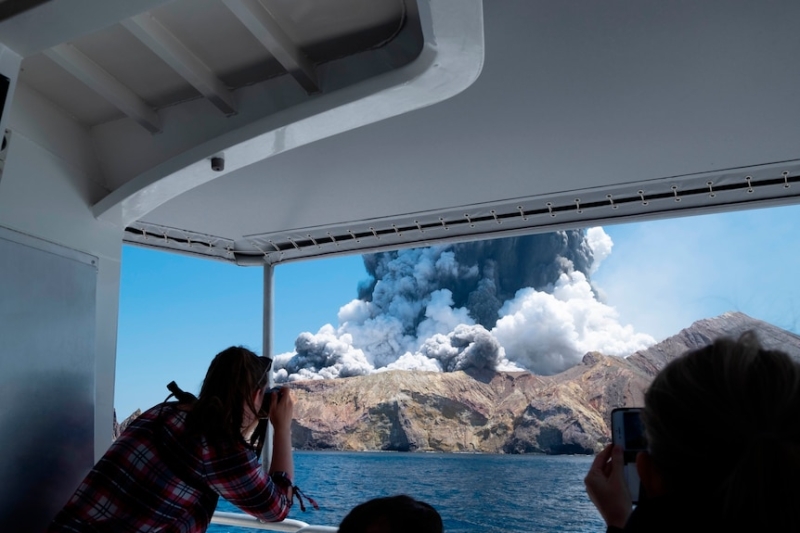 Whakaari White Island volcano owners cleared over deadly eruption liability