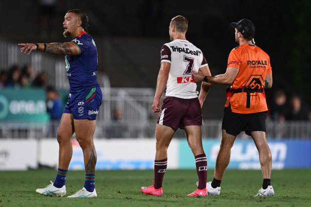 Warriors annihilate Manly despite controversial calls as  Turbo, DCE limp off in Auckland