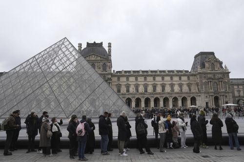 Macron announces major overhaul to modernise Louvre and dedicated room for Mona Lisa