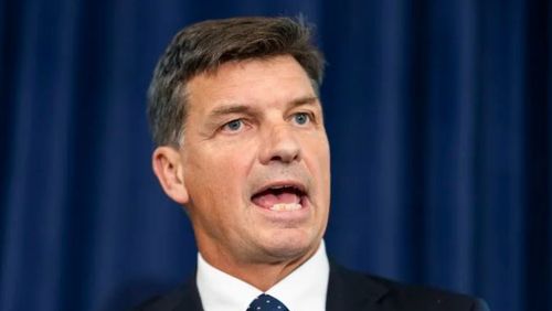 Treasurer Jim Chalmers confident 'responsible' budget will fight inflation